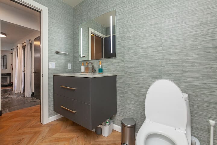 Modern, Renovated Private Oasis - Stockton Modern, Renovated Private Oasis - Stockton