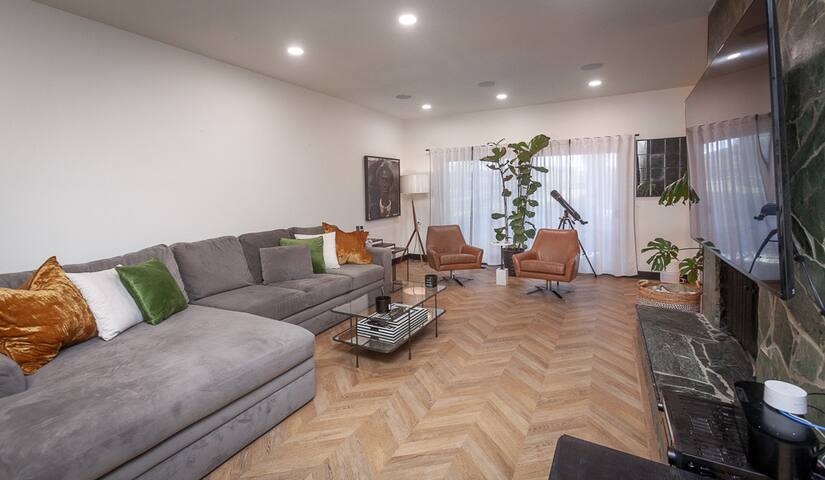 Modern, Renovated Private Oasis - Stockton Modern, Renovated Private Oasis - Stockton