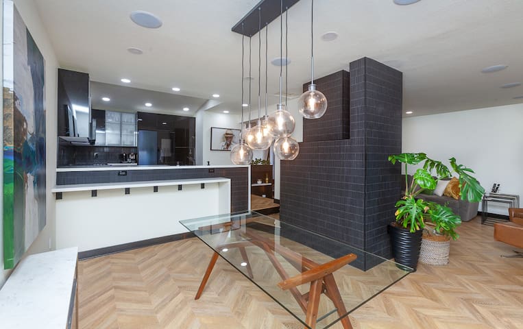 Modern, Renovated Private Oasis - Stockton Modern, Renovated Private Oasis - Stockton