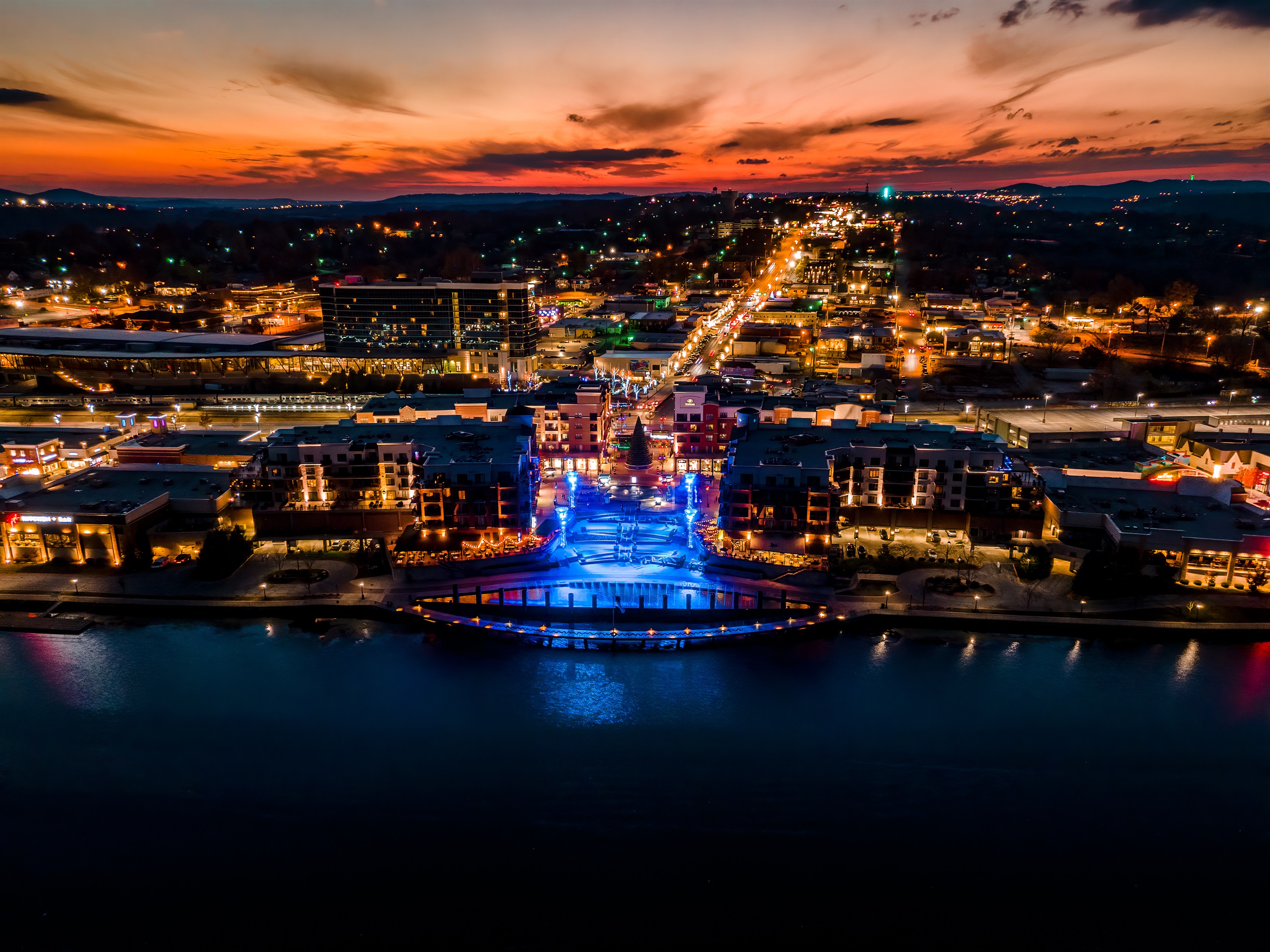 Branson is just 20 minutes away! Branson is just 20 minutes away! - Crickets Keep - Omaha