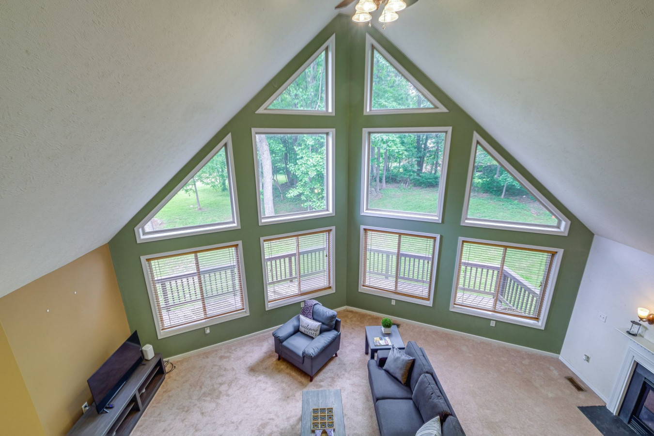 jacuzzi-*-gym-*-deck-+-near-va-wineries/