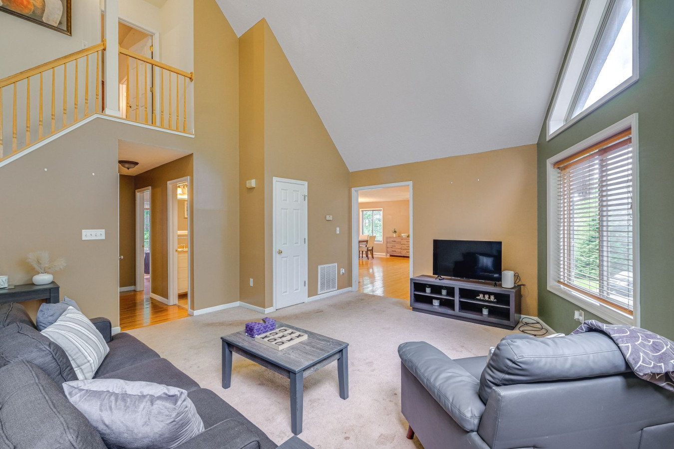 jacuzzi-*-gym-*-deck-+-near-va-wineries/