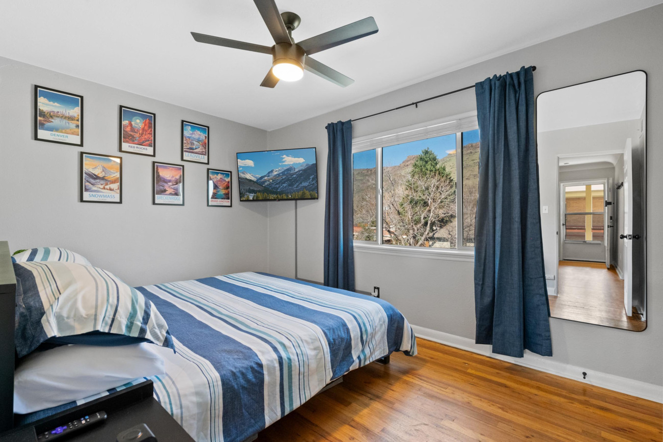 10-min-to-red-rocks-or-dt-golden-or-king-bed/