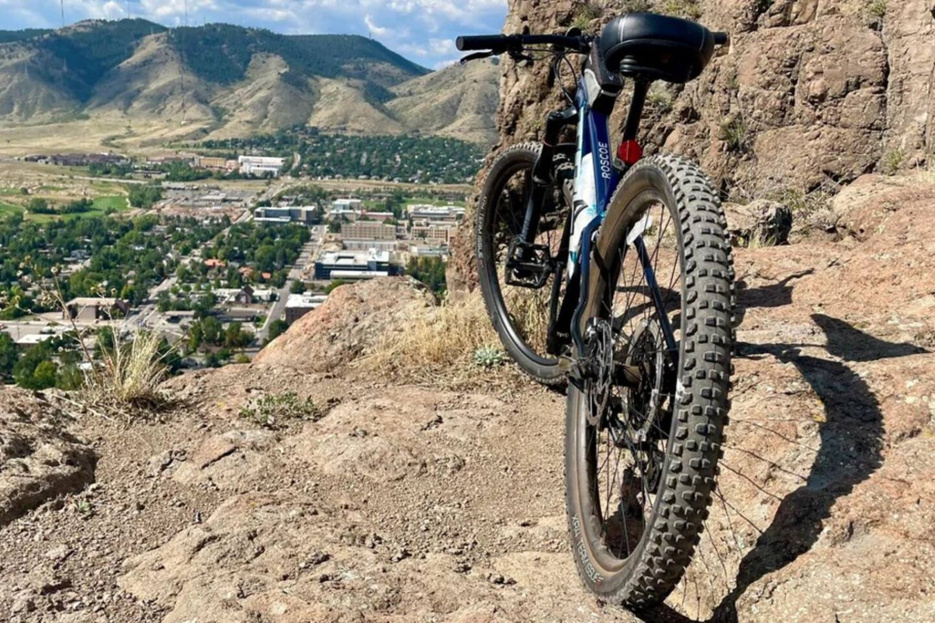 10-min-to-red-rocks-or-dt-golden-or-king-bed/