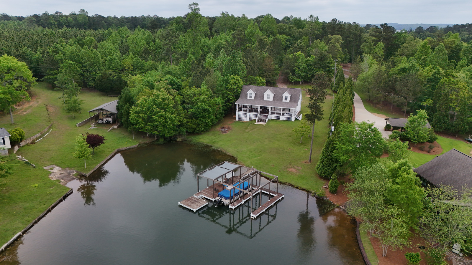5BR Lakefront Home - Dock & Boat Rental + Views!
