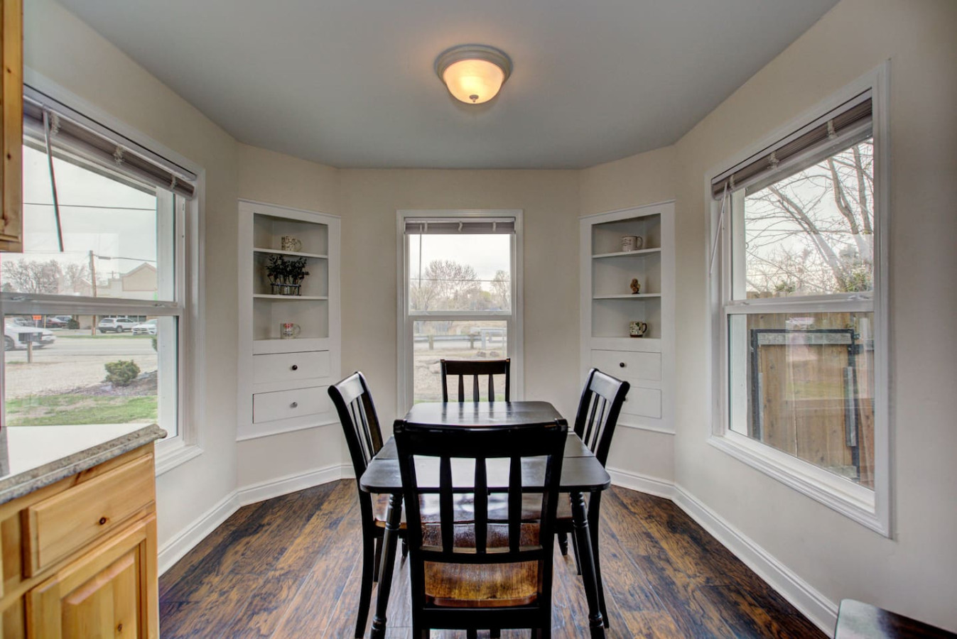 cozy-family-retreat-in-star-idaho/