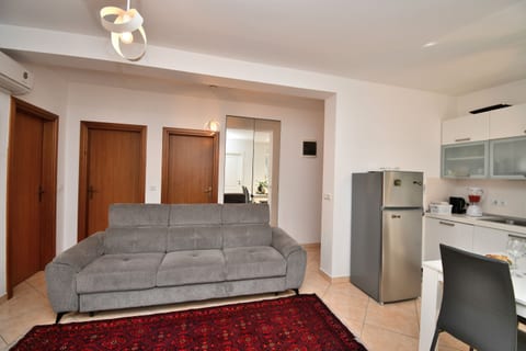 Apartment Beba - Unit 377288-13