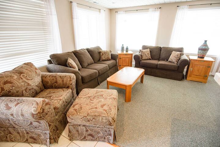 Lakeside Retreat|Firepit|Docks| Hiking|Fishing - Goodview Lakeside Retreat|Firepit|Docks| Hiking|Fishing - Goodview