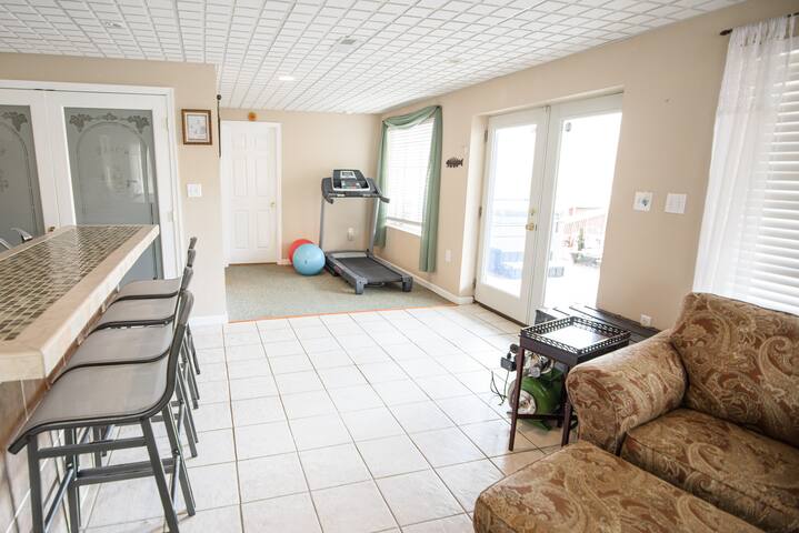 Lakeside Retreat|Firepit|Docks| Hiking|Fishing - Goodview Lakeside Retreat|Firepit|Docks| Hiking|Fishing - Goodview