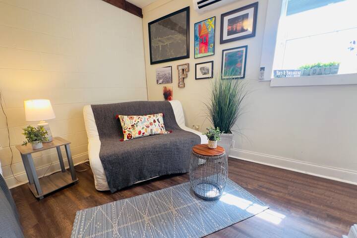 REDUCED RATE Baseball Regionals! PRIME location - - Oxford