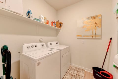 Corporate House in Tracy 5 Bed