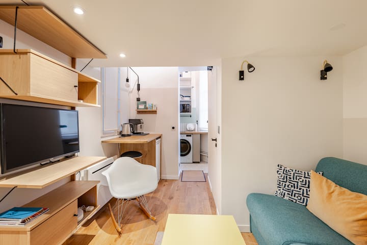 Stylish Duplex in Vibrant Center