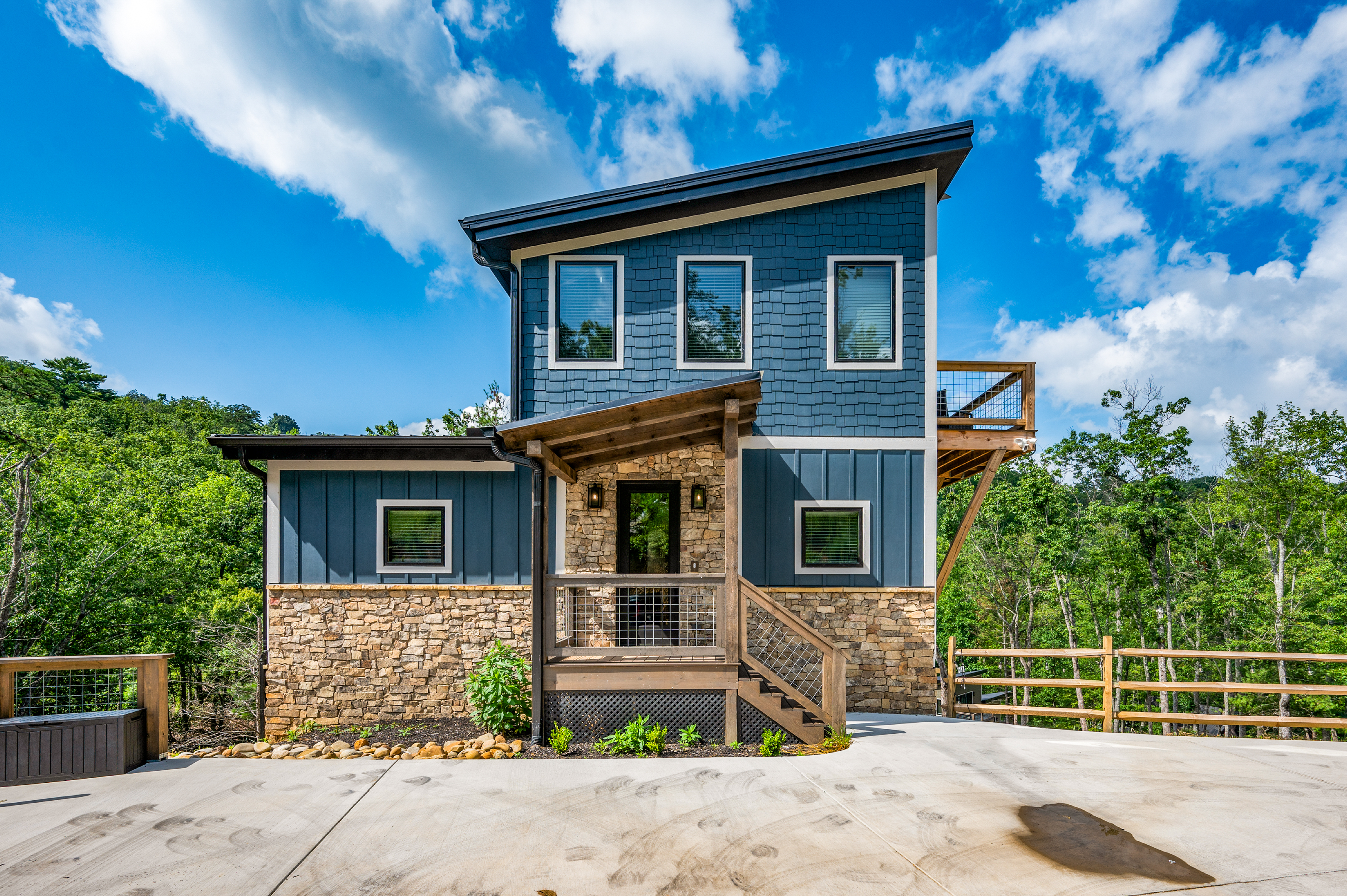 whiskey-falls-retreat/