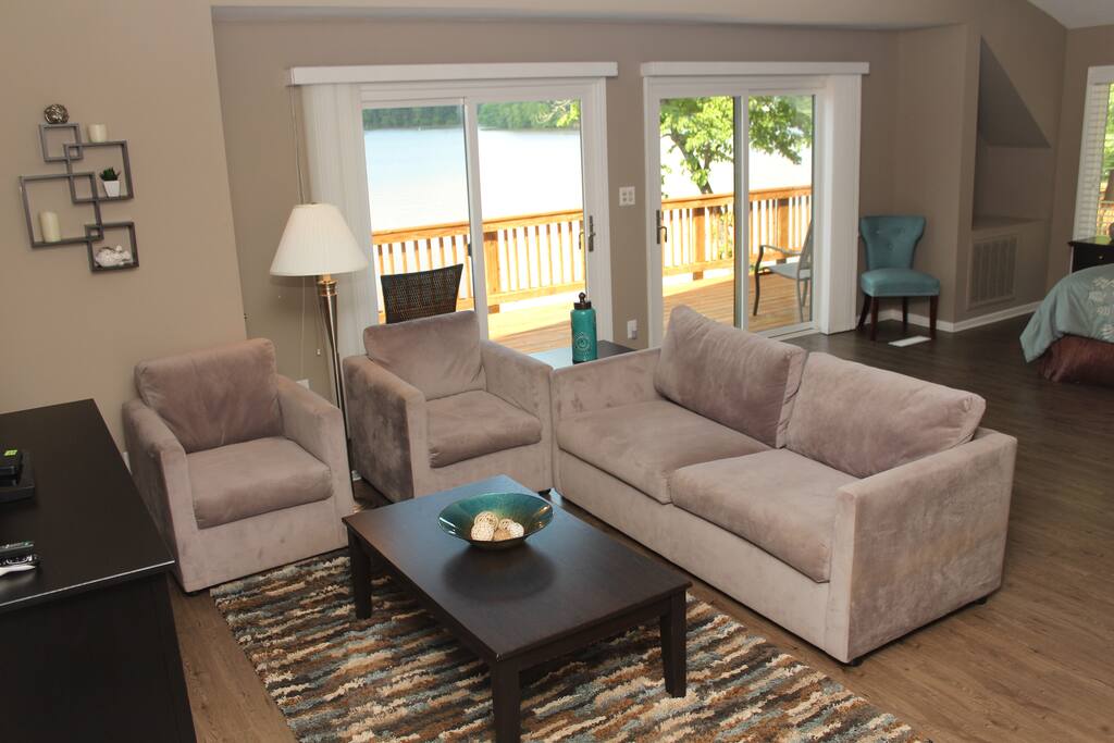 Camm’s Lakeside Retreat (Close to Charlotte) - Belmont Camm’s Lakeside Retreat (Close to Charlotte) - Belmont