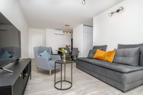 Apartments Castel L - Unit 377237-13