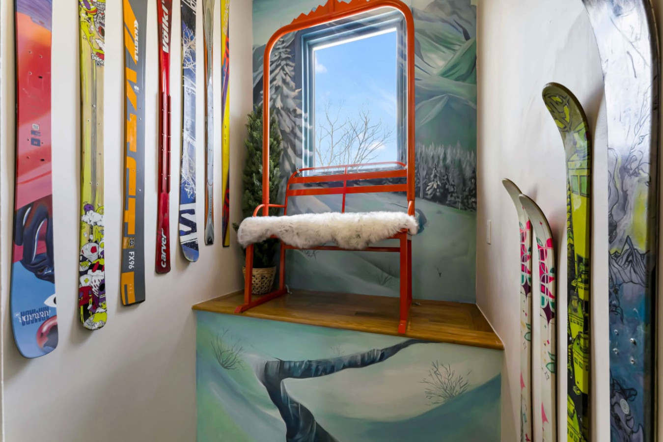 NEW Dream House | Hot Tub, Game Room, Lake Access - Pocono Summit