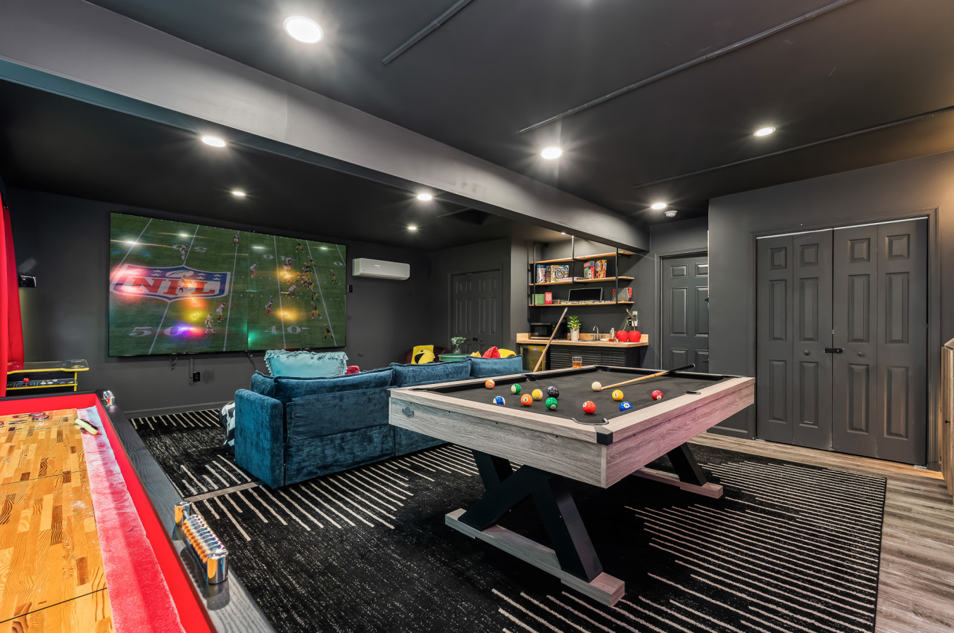 Endless fun awaits in the fully equipped game room!