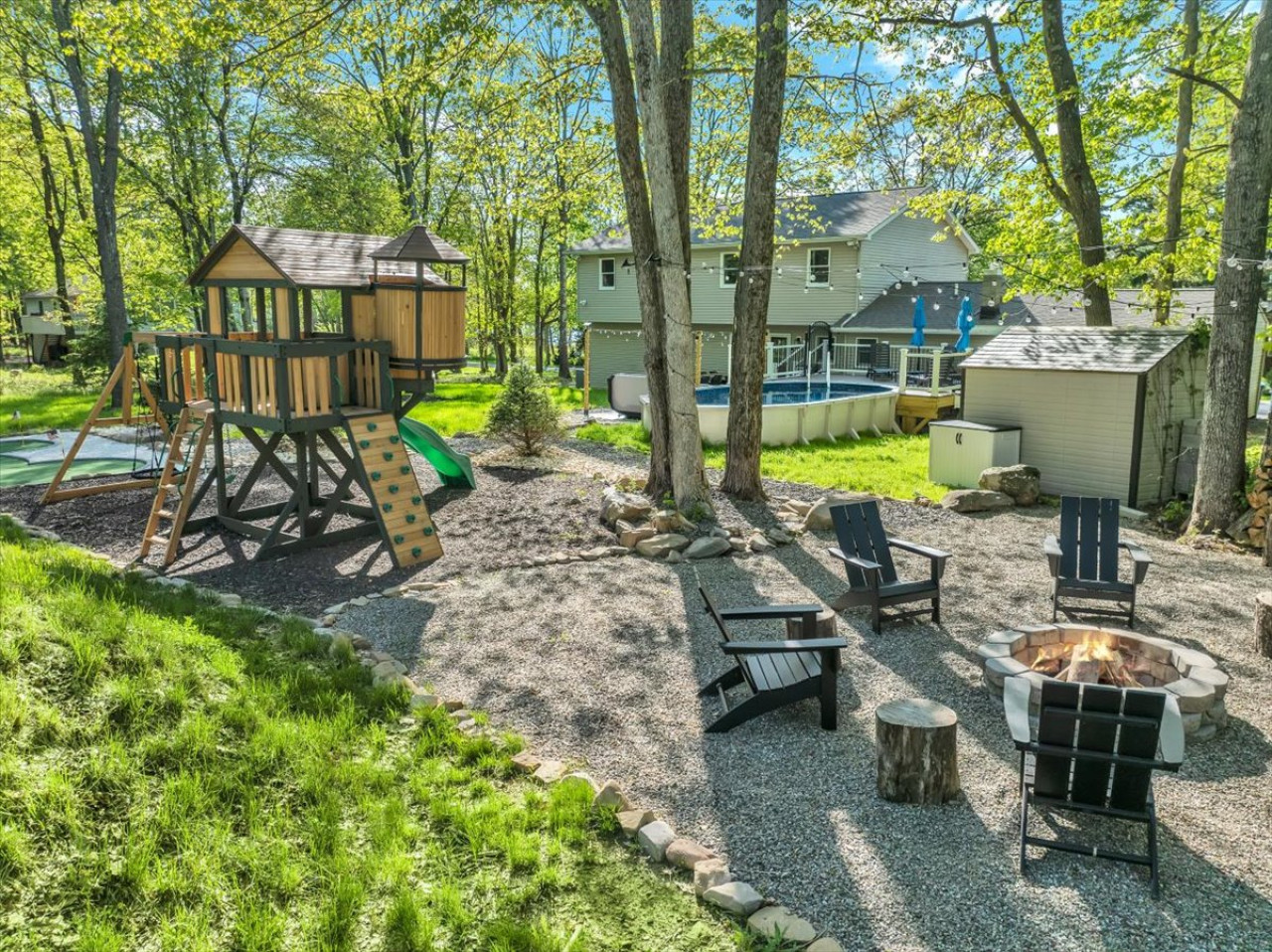 NEW Dream House | Hot Tub, Game Room, Lake Access - Pocono Summit