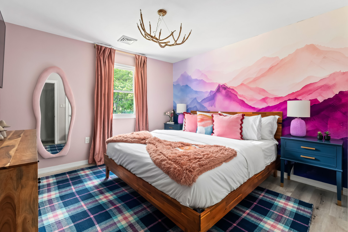 Tranquil, mountain-inspired getaway featuring a plush king bed—ideal for a restful and cozy retreat.