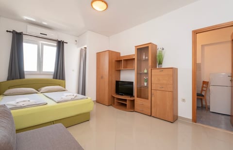 Apartments Zvonko - Unit 377209-13