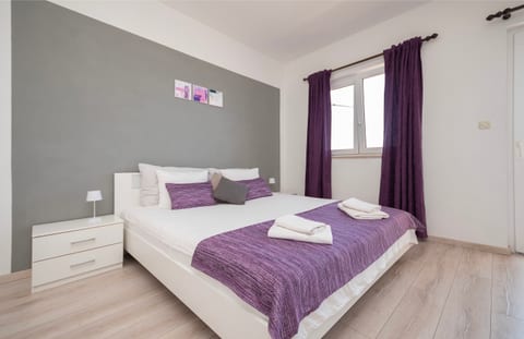 Apartments Zvonko - Unit 377210-13