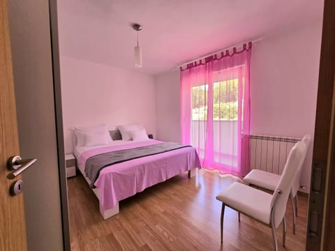 Apartment Letica - Unit 377286-13
