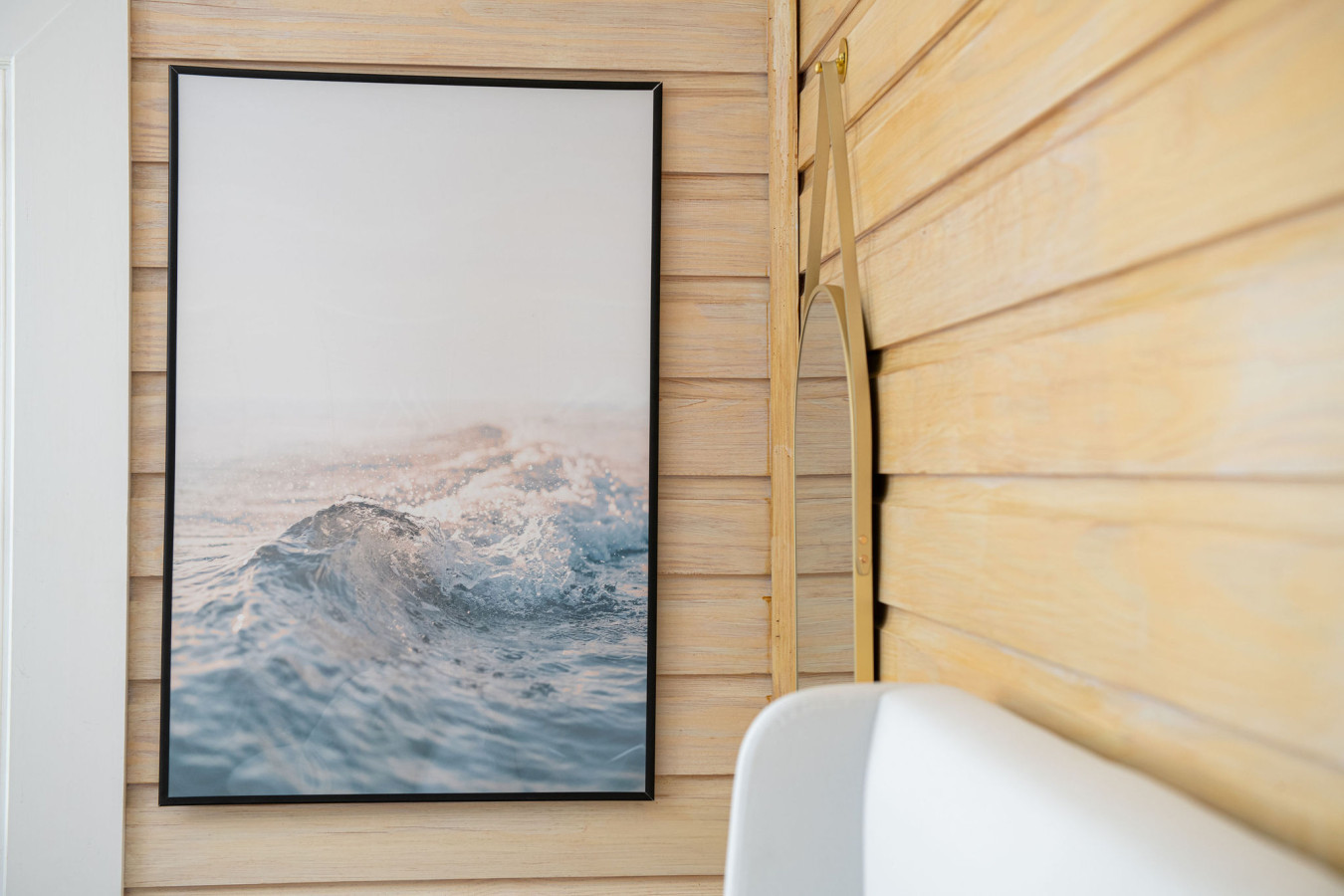 Sleeps 24-Beachfront Entire Resort- Outdoor Pool 7BR - Madeira Beach