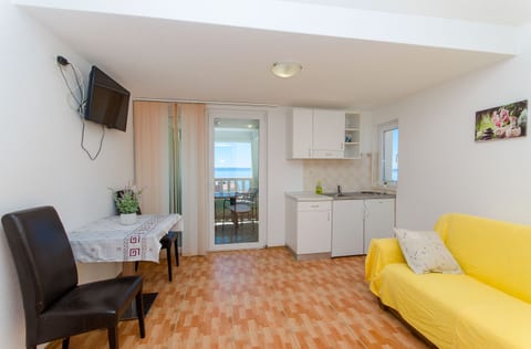 Apartments and Rooms Roso - Unit 377301-13