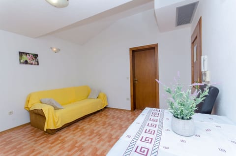 Apartments and Rooms Roso - Unit 377301-13