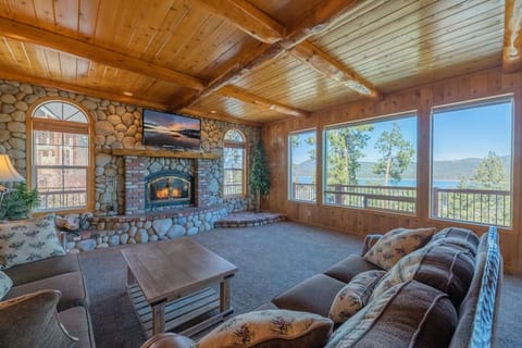 Valley View,6 bedrooms,Spa,walk 2 village, A/C