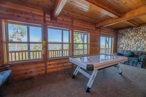 Valley View,6 bedrooms,Spa,walk 2 village, A/C