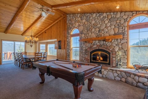 Valley View,6 bedrooms,Spa,walk 2 village, A/C