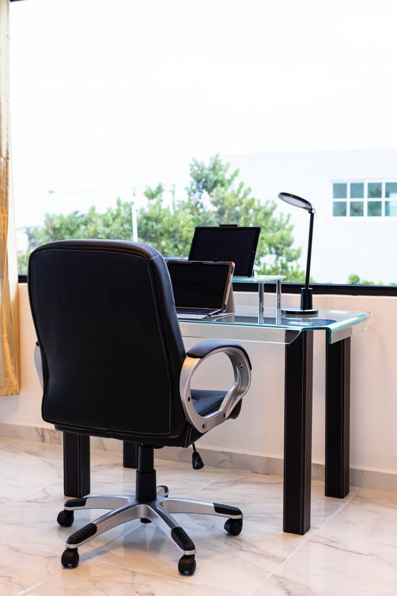 oceanview-penthouse-wbreakfast-50percent-off/