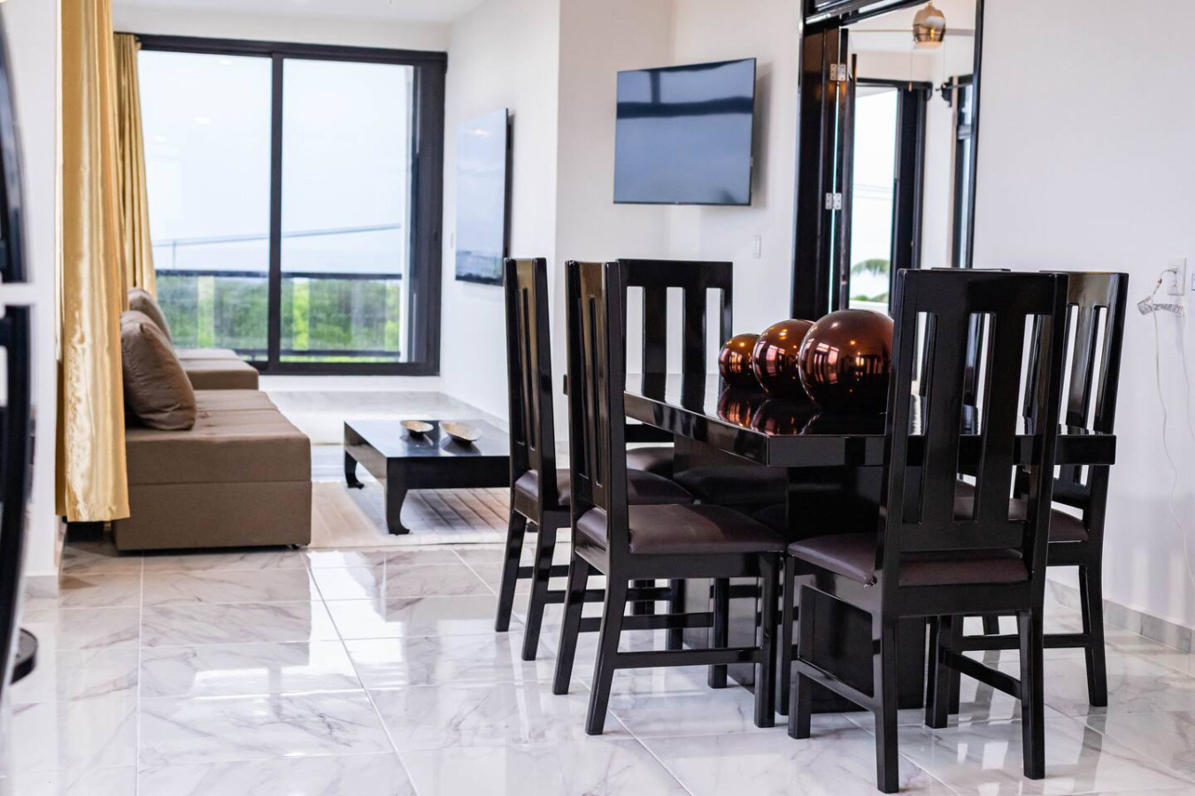 oceanview-penthouse-wbreakfast-50percent-off/