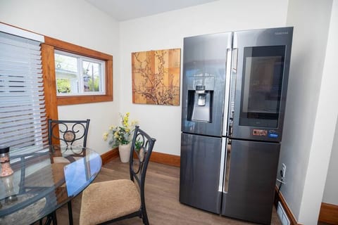 Spacious 5BR - Updated & Prime, Lots of Parking!