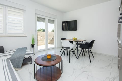 Apartments Grabovickic - Unit 377215-13