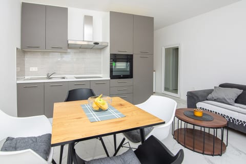 Apartments Grabovickic - Unit 377215-13