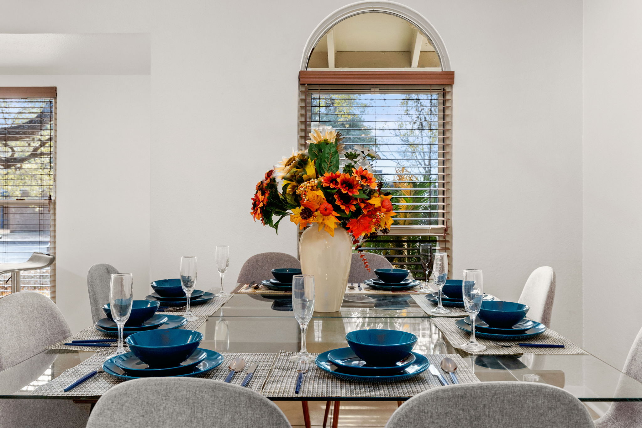 5715prime-location-or-historic-charm-or-4-brs-or-quiet/