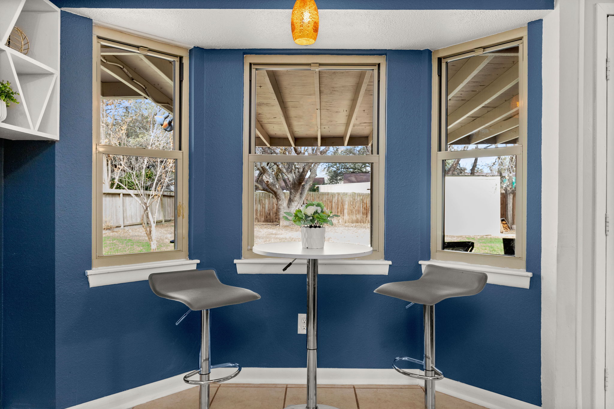 5715prime-location-or-historic-charm-or-4-brs-or-quiet/