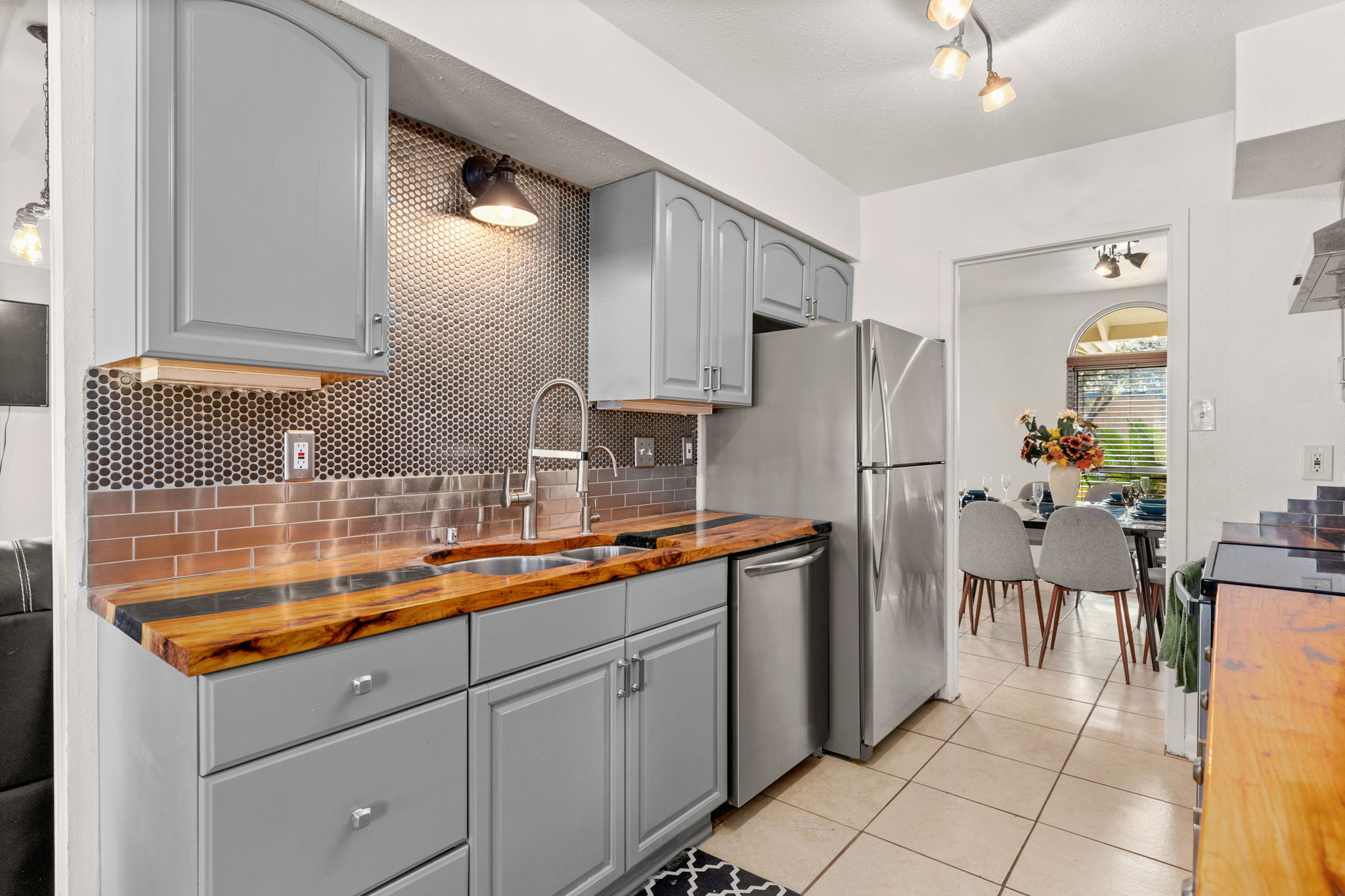 5715prime-location-or-historic-charm-or-4-brs-or-quiet/