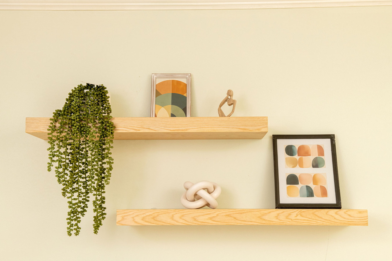 Steps to Beach, Heated Pool, 2 Queen Beds, 2BA - Madeira Beach