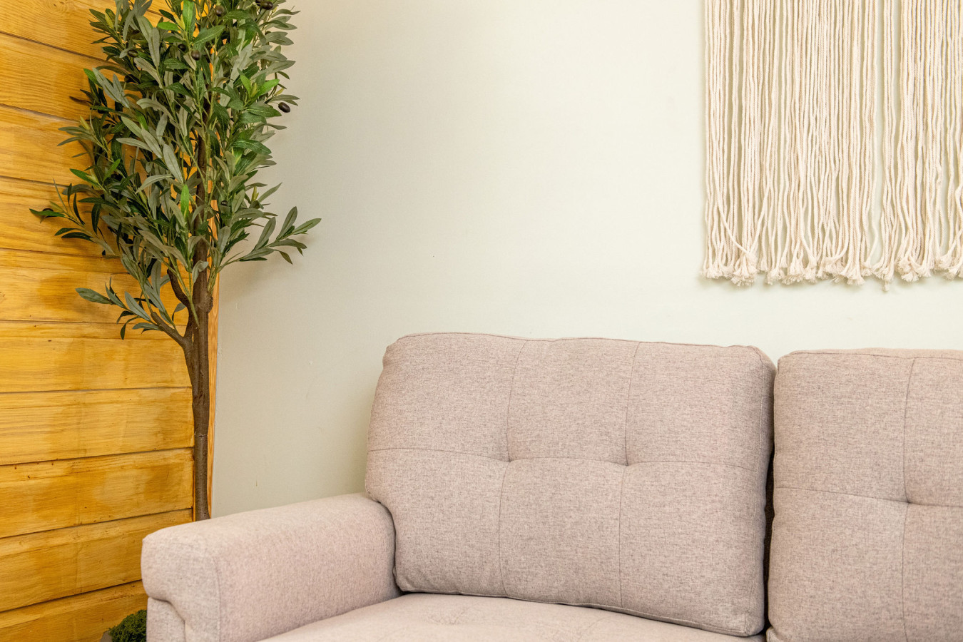 King Bed, Steps to Madeira Beach, Heated Pool, Private - Madeira Beach