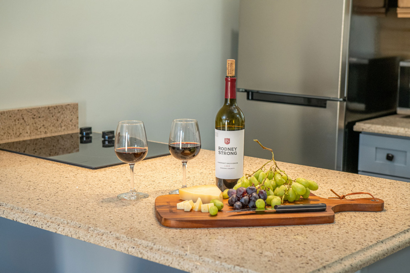 King Bed, Steps to Madeira Beach, Heated Pool, Private - Madeira Beach