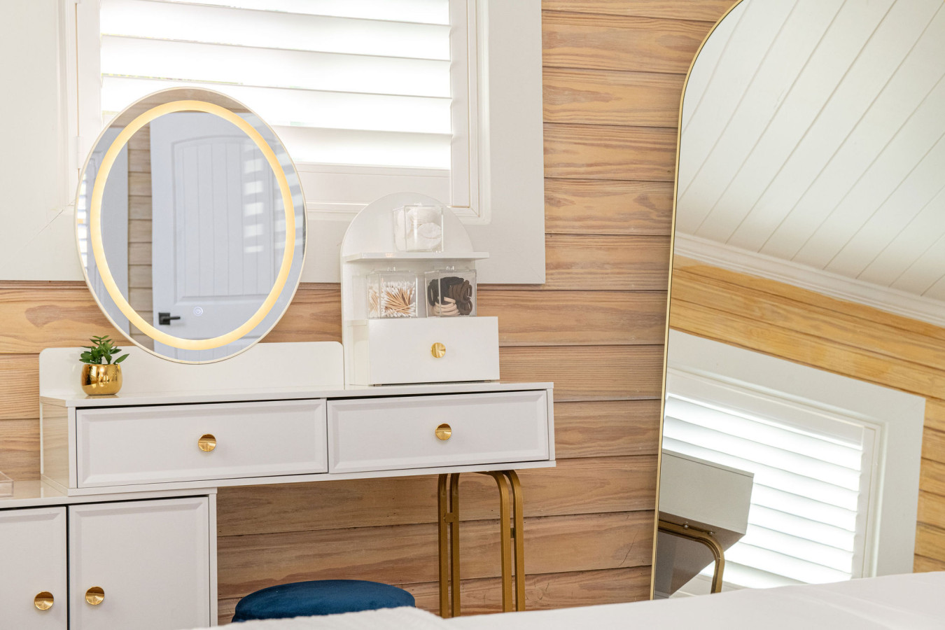 King Bed, Steps to Madeira Beach, Heated Pool, Private - Madeira Beach