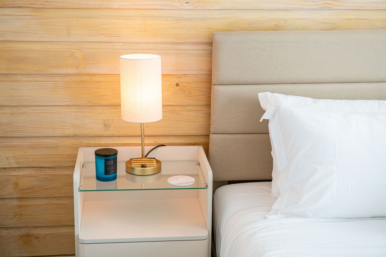 King Bed, Step to Madeira Beach, Heated Pool, Private - Madeira Beach