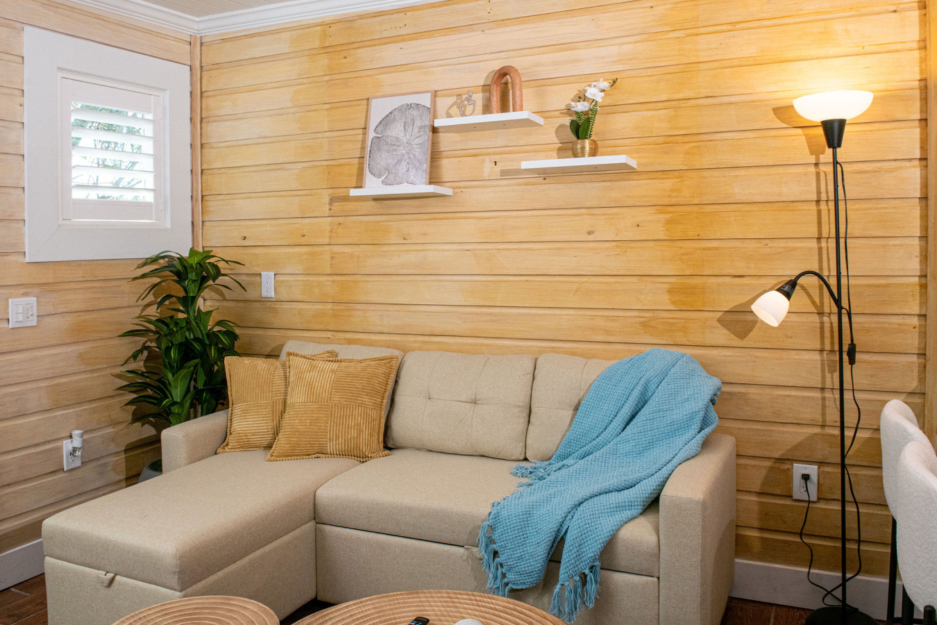 King Bed, Step to Madeira Beach, Heated Pool, Private - Madeira Beach