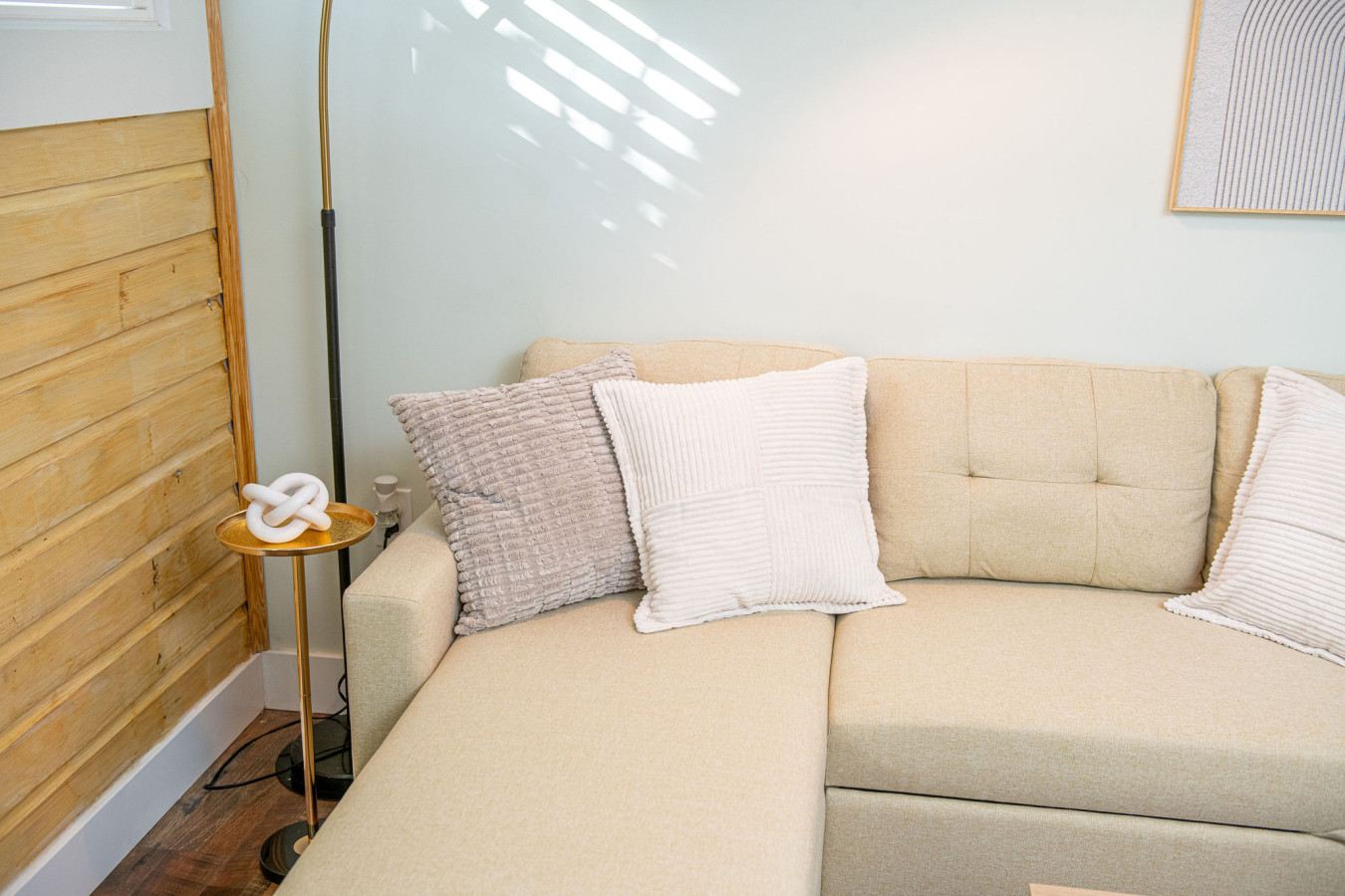 King Bed-Step to Madeira Beach-Heated Pool-Private - Madeira Beach