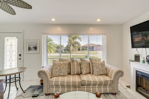 3BR Waterfront Home w/ Dock & Canal Access