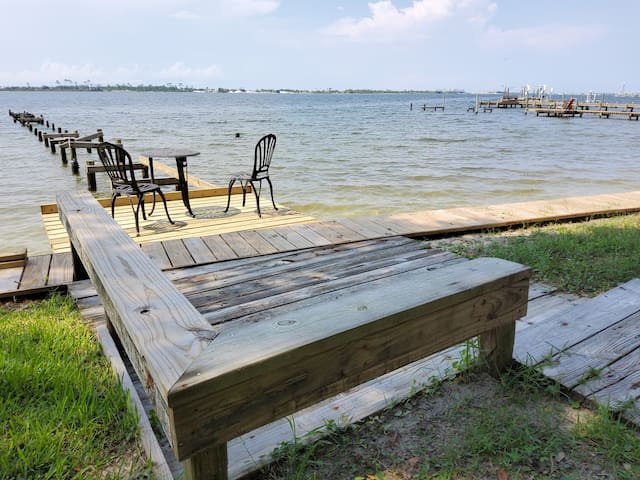 Nature's Nest Cottage on the Sound - Pets Welcome! - Mary Esther