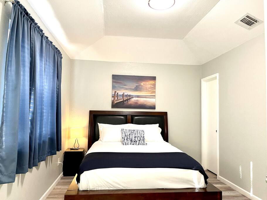 Free parking/Wifi/Hulu/Monthly discount